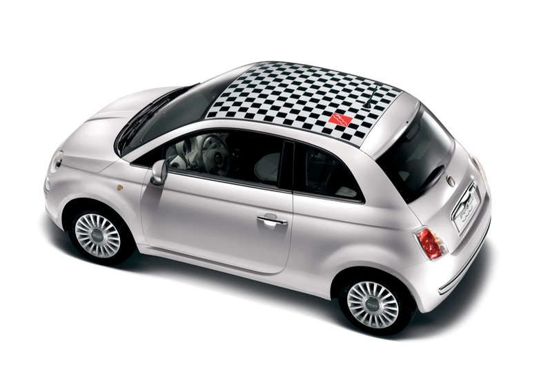 Illustration for article titled Fiat 500 Rolls Out in Europe, Bristling with Tech Goodness